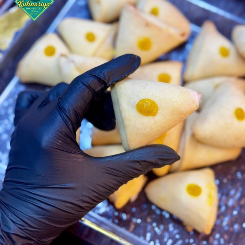 Kəsmikli limonlu