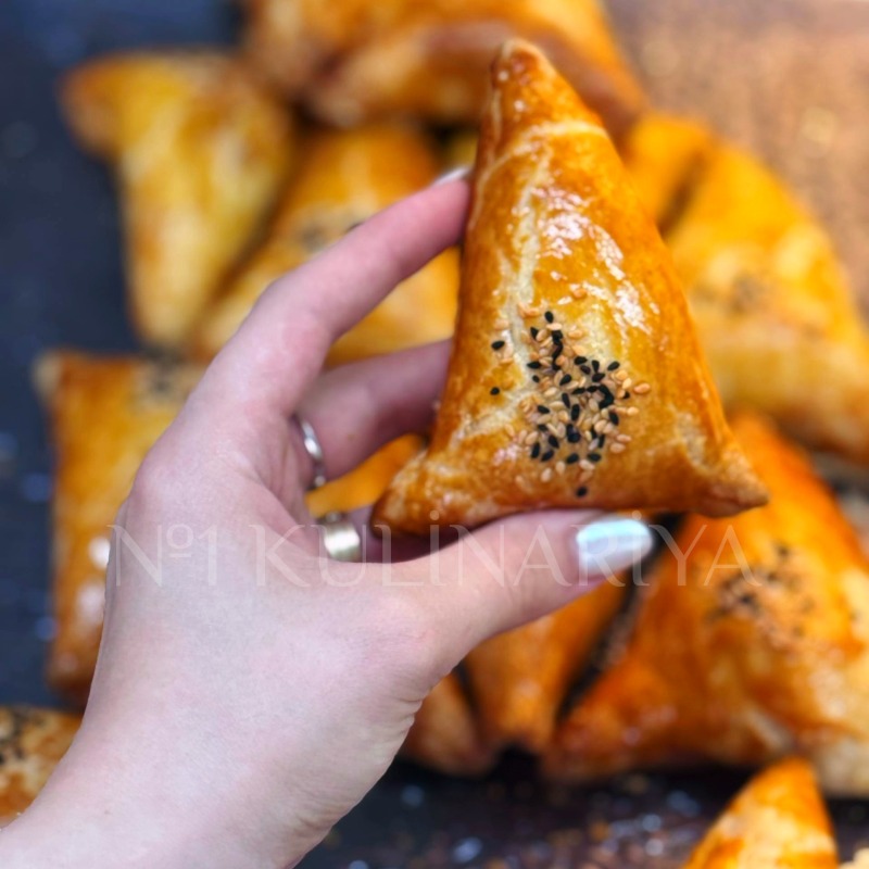 Toyuqlu çudu üçbucaq - Tort sifarişi