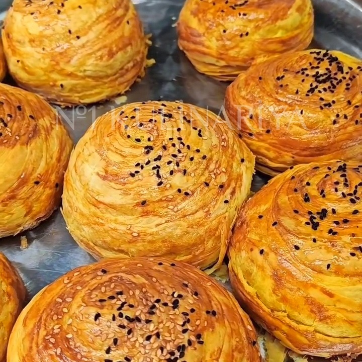 Qoğal pendirli